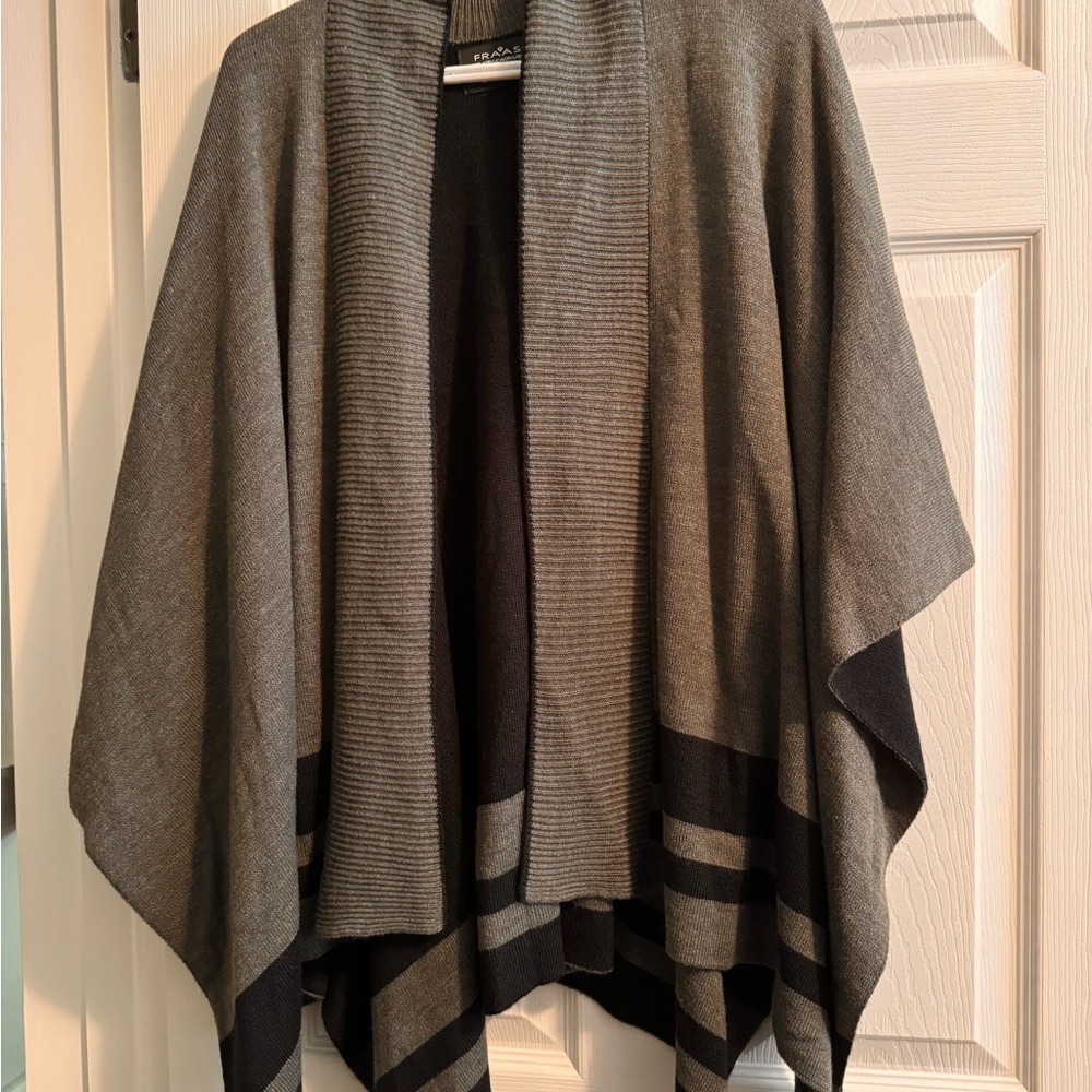 Elegant Gray and Black Poncho